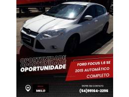 FORD - FOCUS - 2014/2015 - Branca - Sob Consulta