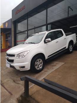 CHEVROLET - S10 - 2012/2013 - Branca - R$ 89.900,00