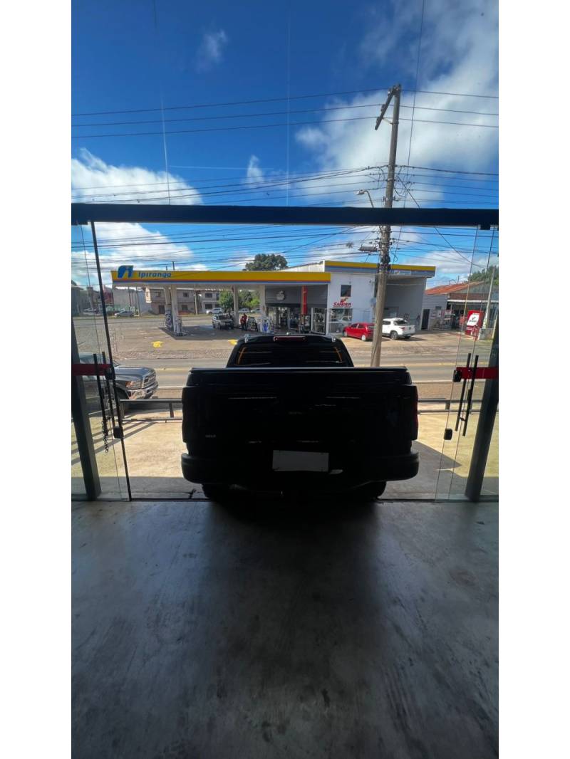 CHEVROLET - S10 - 2024/2025 - Preta - R$ 259.900,00