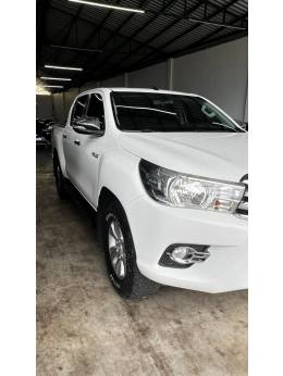 TOYOTA - HILUX - 2016/2017 - Branca - R$ 164.900,00