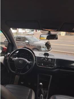 VOLKSWAGEN - UP - 2019/2019 - Branca - R$ 71.900,00