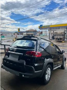 FIAT - PALIO - 2013/2014 - Preta - R$ 42.900,00