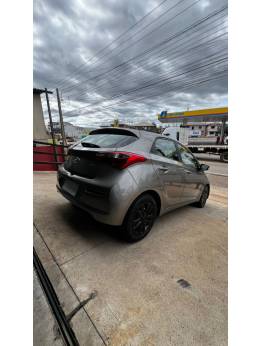HYUNDAI - HB20 - 2016/2017 - Prata - R$ 53.900,00