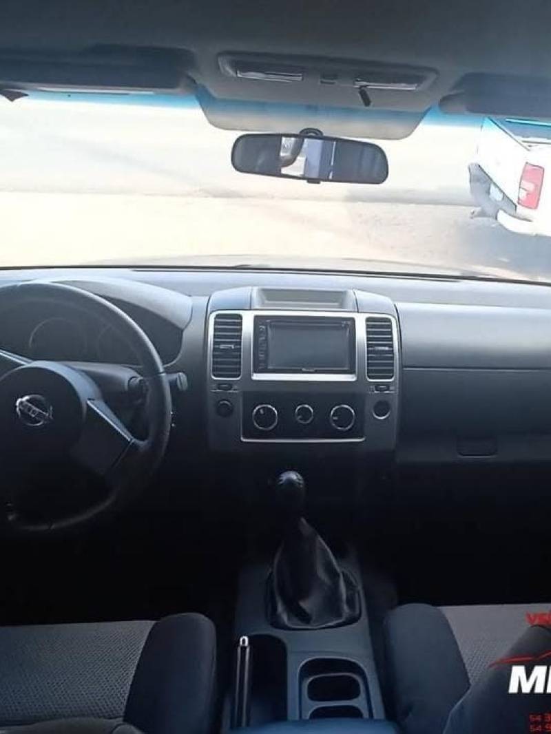 NISSAN - FRONTIER - 2013/2014 - Preta - R$ 104.000,00