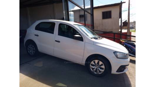 VOLKSWAGEN - GOL - 2017/2018 - Branca - R$ 48.000,00