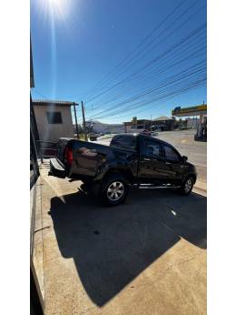 TOYOTA - HILUX - 2009/2010 - Preta - R$ 110.000,00