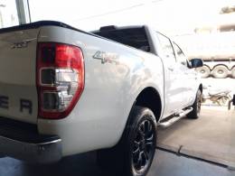 FORD - RANGER - 2018/2019 - Branca - R$ 149.000,00