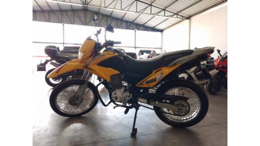 HONDA - NXR 125 - 2013/2014 - Amarela - R$ 11.900,00