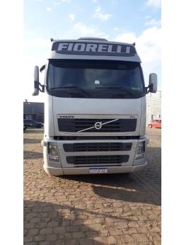 VOLVO - FH - 2008/2008 - Prata - R$ 315.000,00