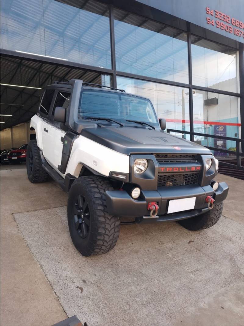 TROLLER - T4 BOLD - 2017/2017 - Branca - R$ 184.000,00