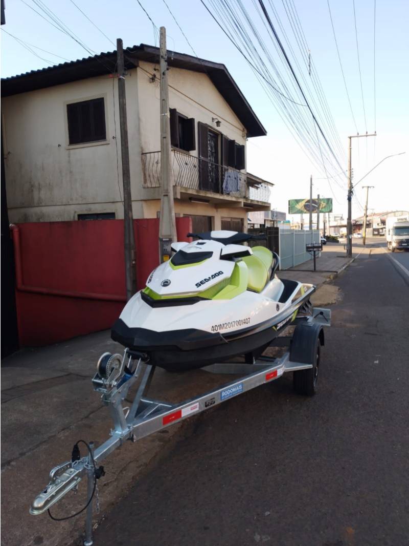 SEADOO - JET SKI - 2016/2017 - Verde - R$ 68.000,00