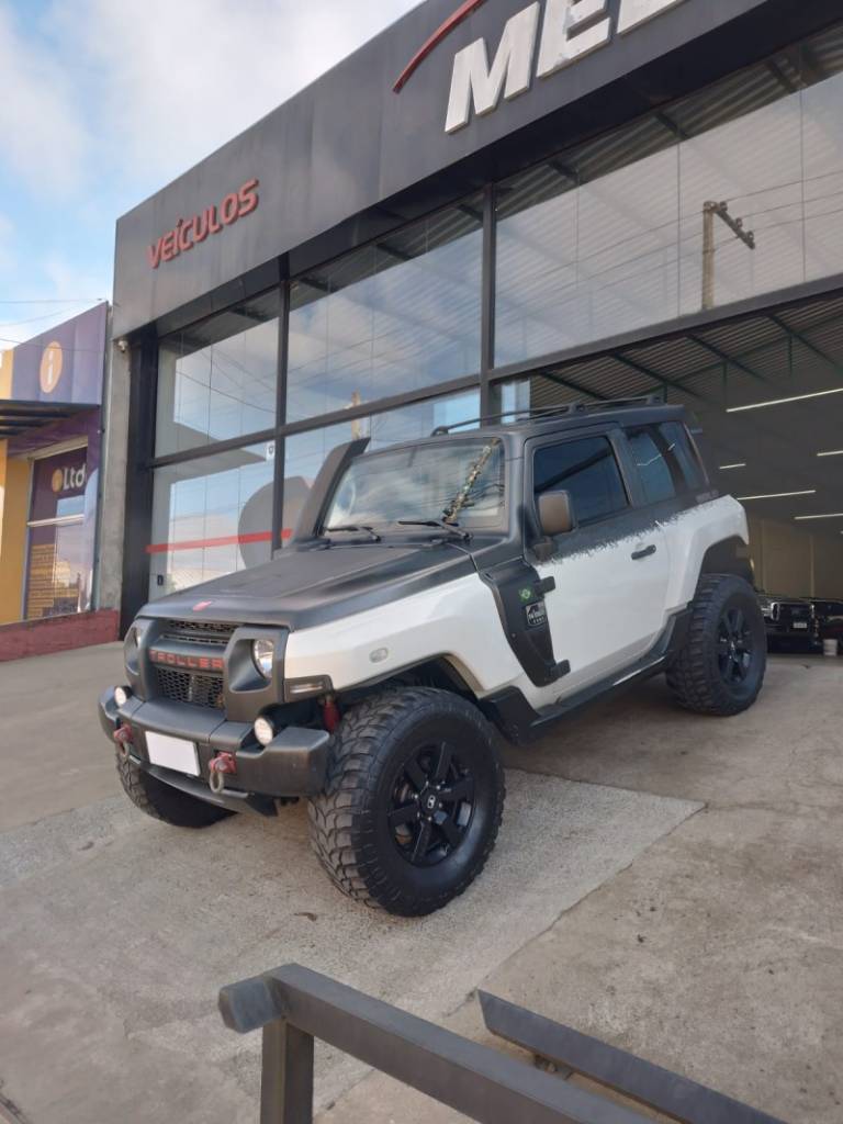 TROLLER - T4 BOLD - 2017/2017 - Branca - R$ 184.000,00