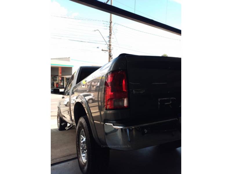 RAM - 2500 LARAMIE - 2012/2012 - Cinza - R$ 219.000,00