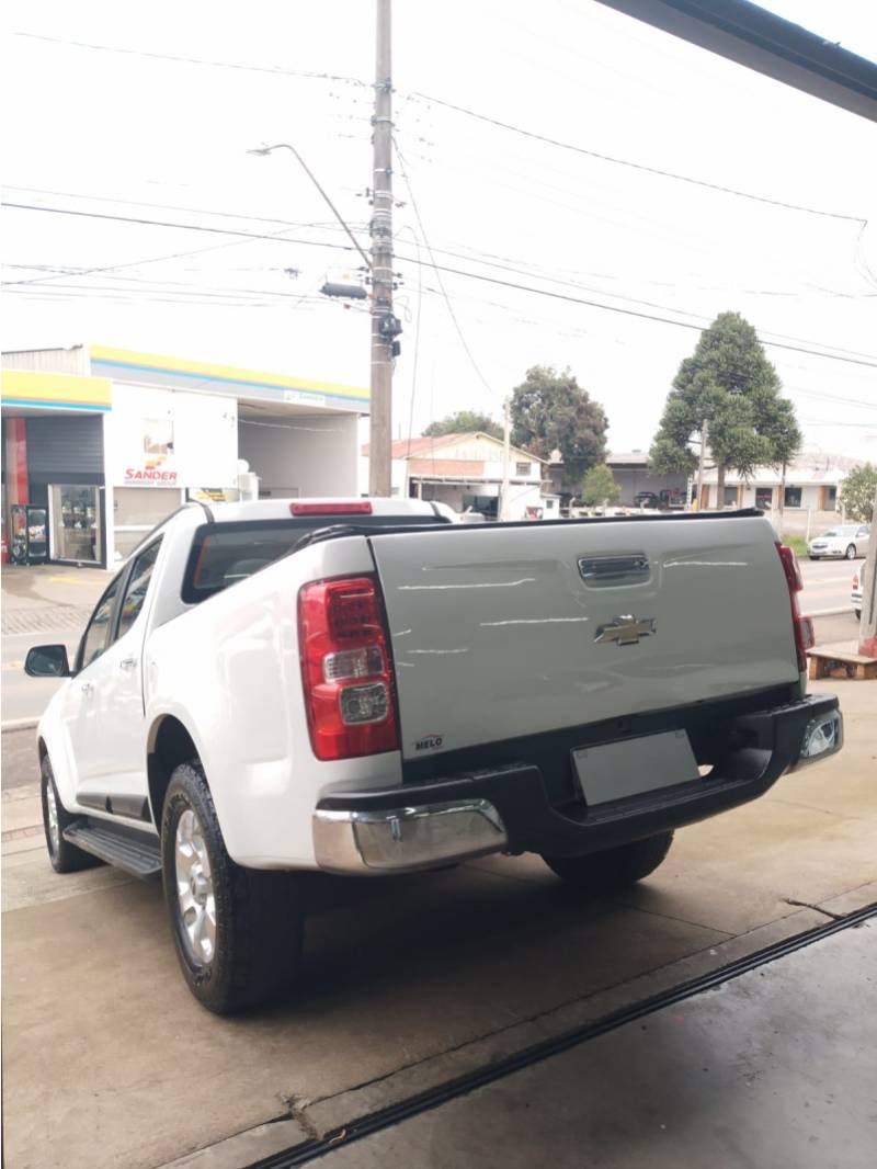CHEVROLET - S10 - 2012/2013 - Branca - R$ 89.900,00