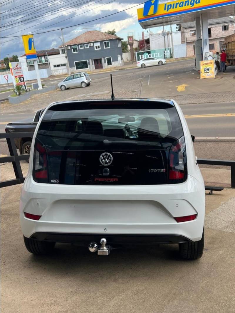 VOLKSWAGEN - UP - 2019/2019 - Branca - R$ 71.900,00