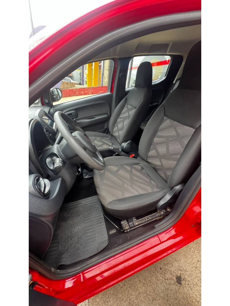 FIAT - MOBI - 2019/2020 - Vermelha - R$ 43.900,00