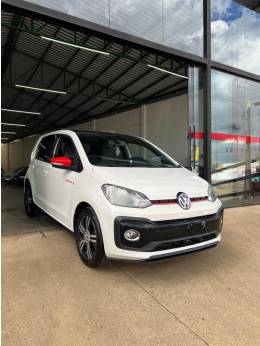 VOLKSWAGEN - UP - 2019/2019 - Branca - R$ 71.900,00