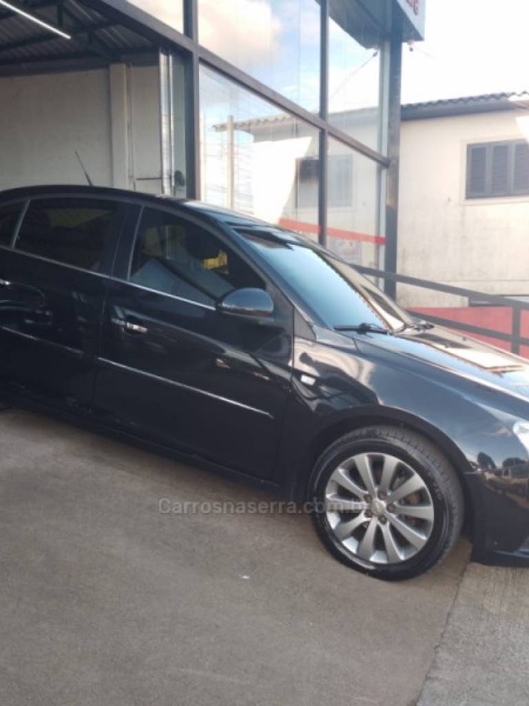 CHEVROLET - CRUZE - 2014/2014 - Preta - R$ 69.000,00