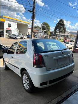 FIAT - PALIO - 2013/2014 - Branca - R$ 28.900,00