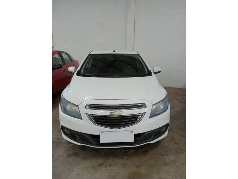 CHEVROLET - PRISMA - 2013/2014 - Branca - R$ 54.900,00